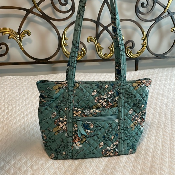 Vera Bradley Iconic Small Vera Tote in Sunlit Garden - Picture 4 of 11